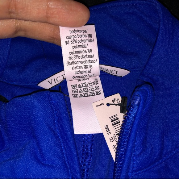 NWT Victoria’s Secret Blue Zip up Jumpsuit - Picture 16 of 16